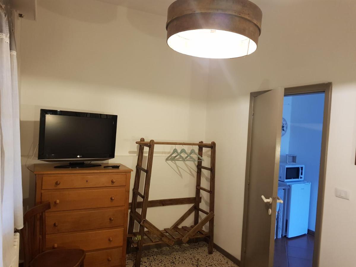Apartmán Casa Jole Poppi Exteriér fotografie